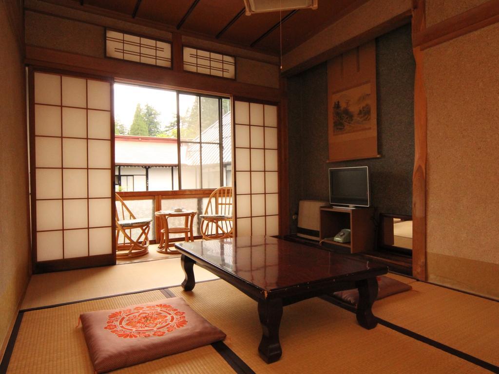 Takayamabo Nagano Bagian luar foto